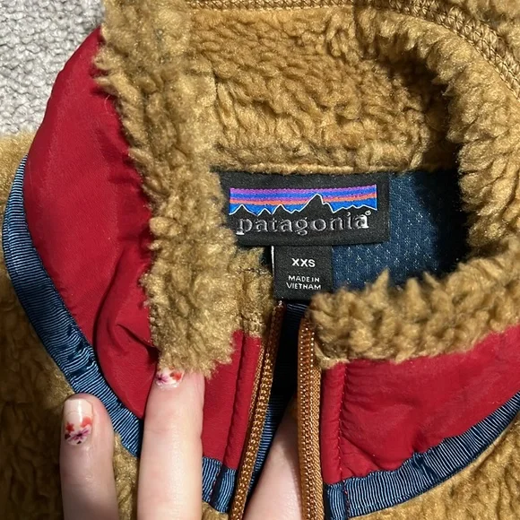 Patagonia coat - Picture 2 of 2